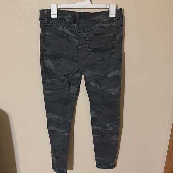 Democracy Pants Women's Gray Camouflage Camo Skinny Ab Technology - Picture 5 of 9